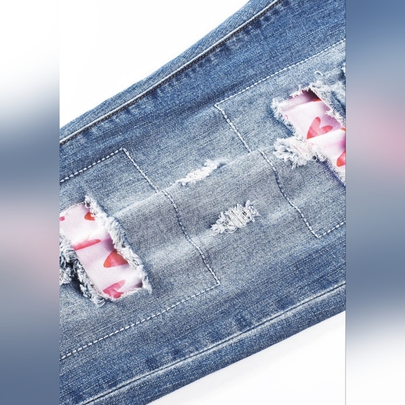 Evaless Heart Print Straight Mid Waist Ripped Jeans, Size M - Picture 3 of 11
